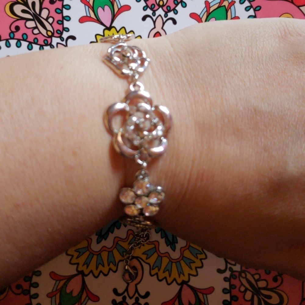 New bracelet - Picture 2 of 3